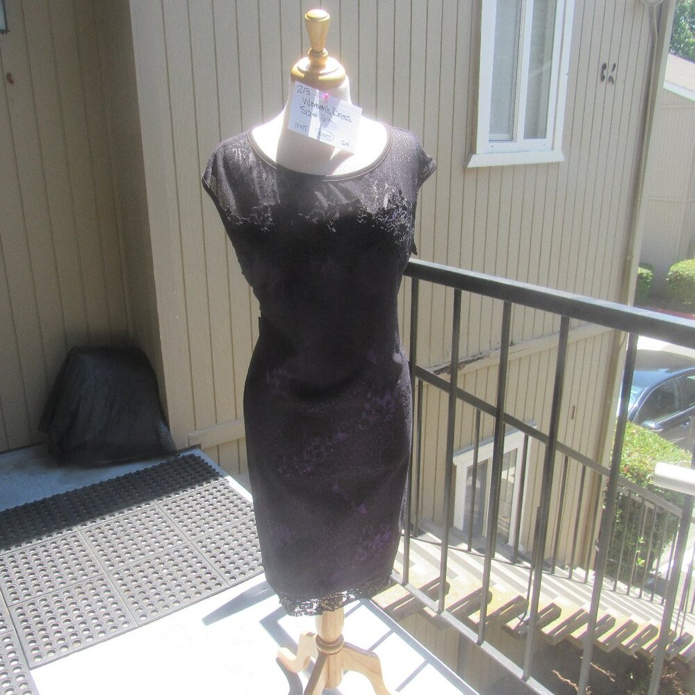 #213  NEW WOMEN'S FULL LACE LITTLE PURPLE DRESS  (SIZE 16W)